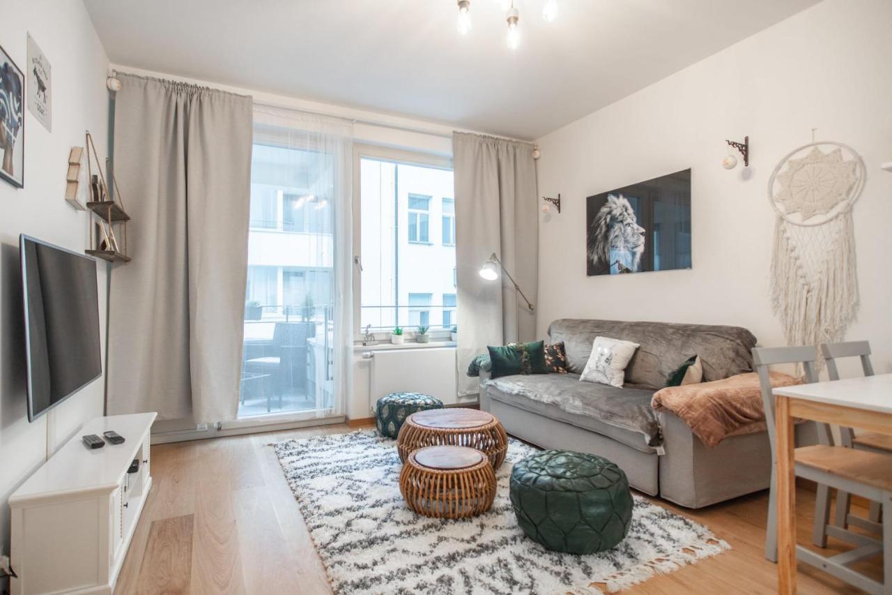 Apartment With Balcony Prag Eksteriør billede